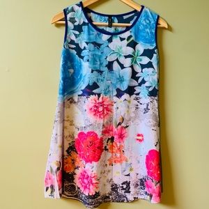 Floral sleeveless shirt